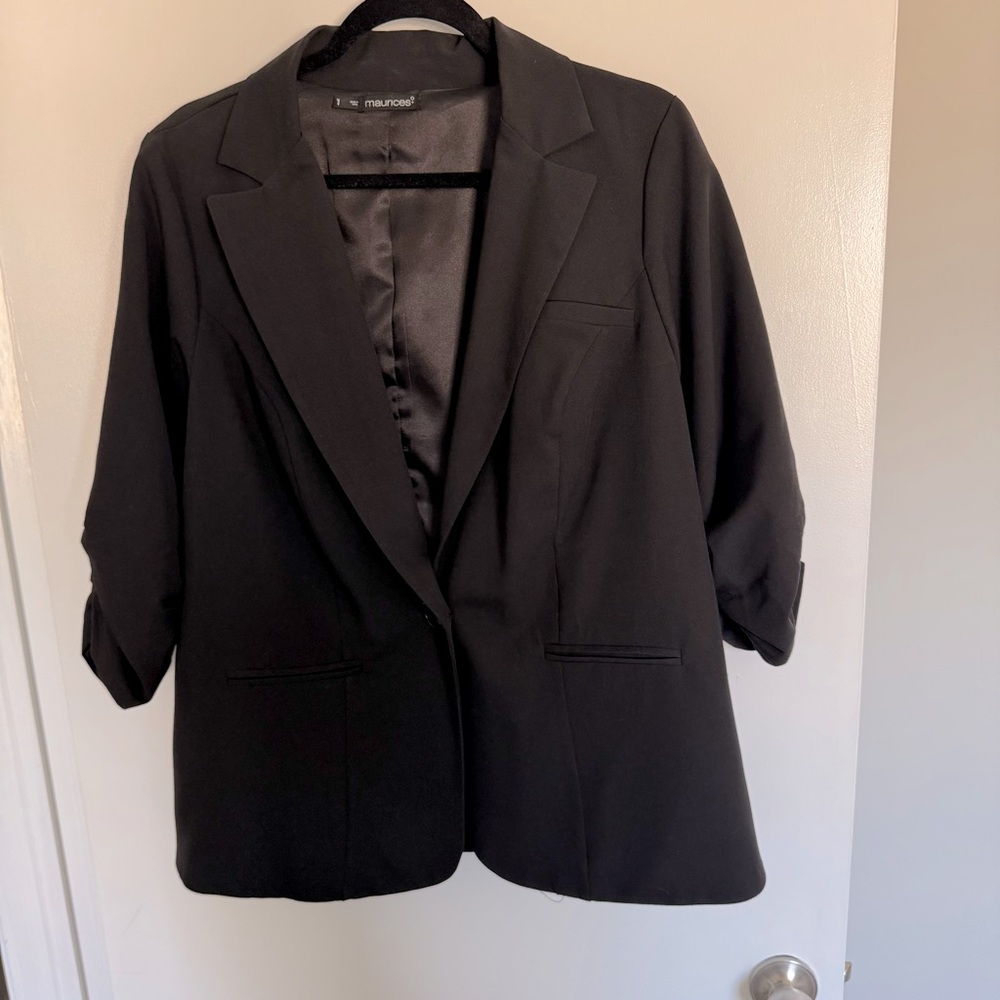 Black Maurice’s blazer size 1X